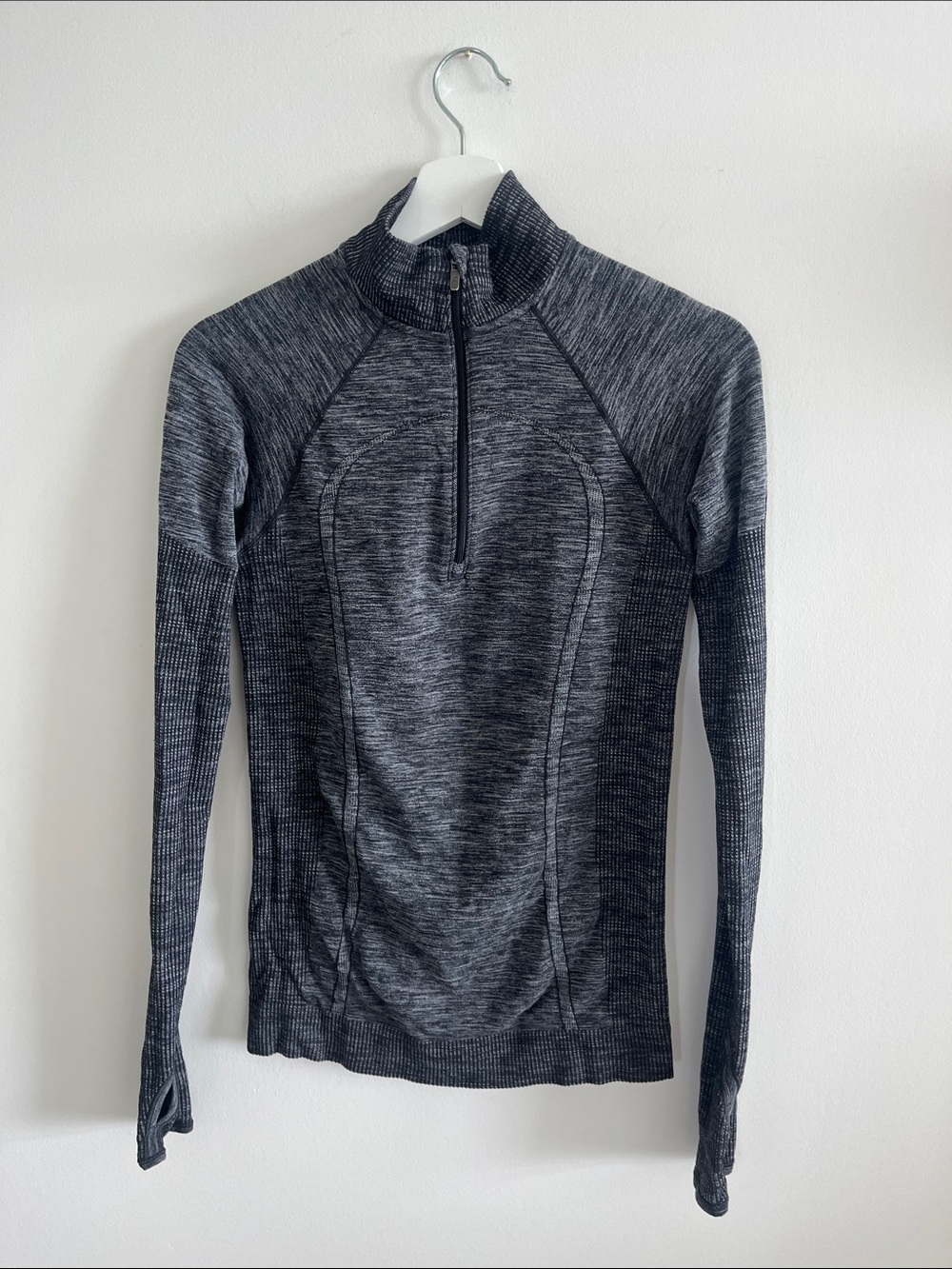 lululemon athletica Heathered Charcoal Grey Long Sleeve Half-Zip Top